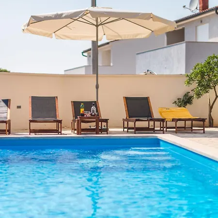 Ferienvilla Mit Pool In By Interhome * Пула