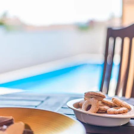 Ferienvilla Mit Pool In By Interhome * Пула