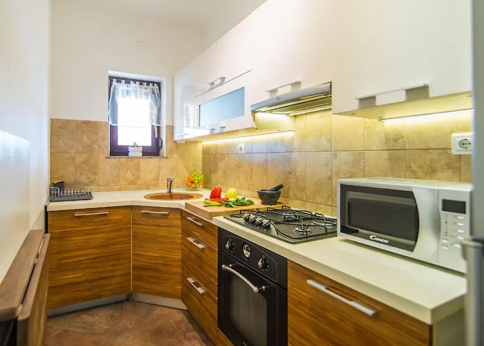 Ferienvilla Mit Pool In By Interhome * Пула