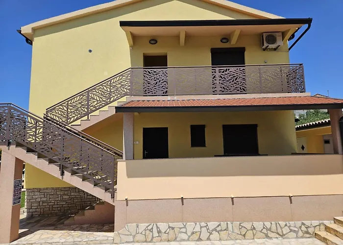 Дом отдыха Ferienvilla Mit Pool In By Interhome