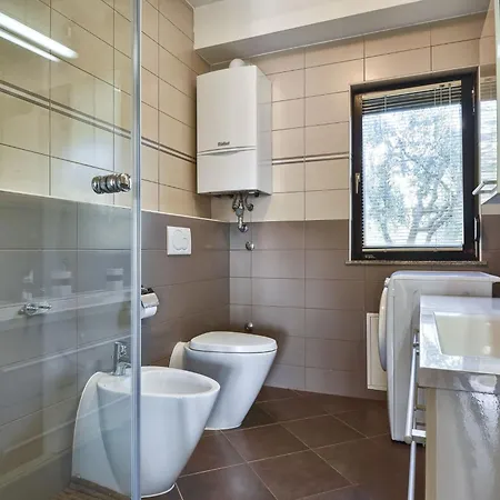 Semesterbostad Ferienvilla Mit Pool In By Interhome *