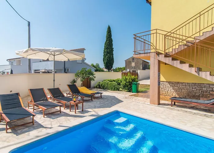 Ferienvilla Mit Pool In By Interhome Tatil Evi Pula