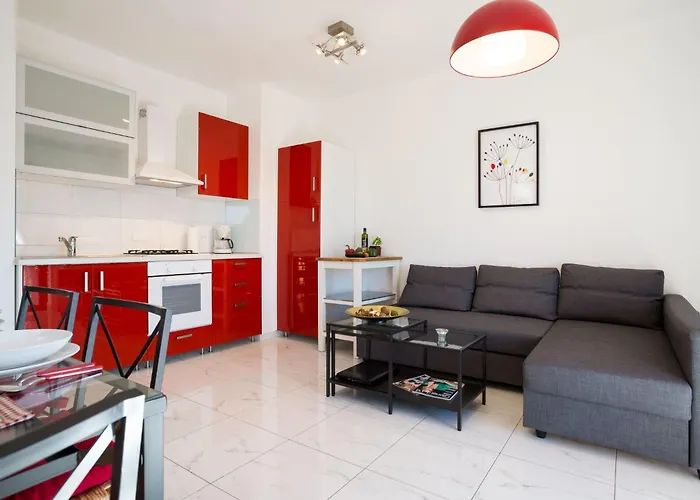 Tatil Evi Ferienvilla Mit Pool In By Interhome Pula