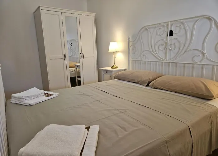 Ferienvilla Mit Pool In By Interhome Pula