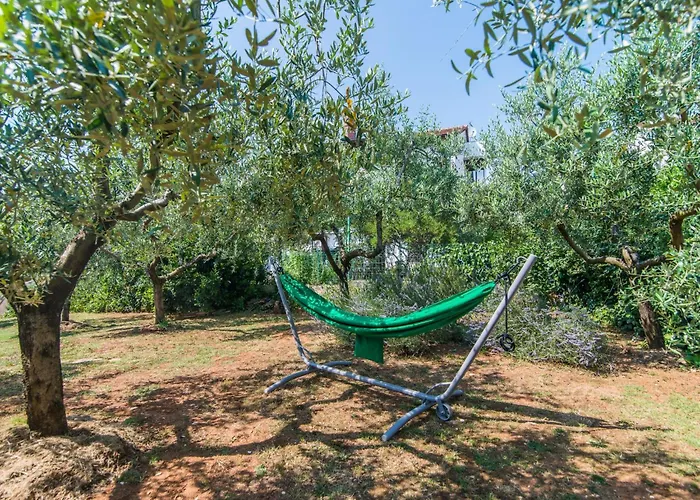 Ferienvilla Mit Pool In By Interhome 度假居