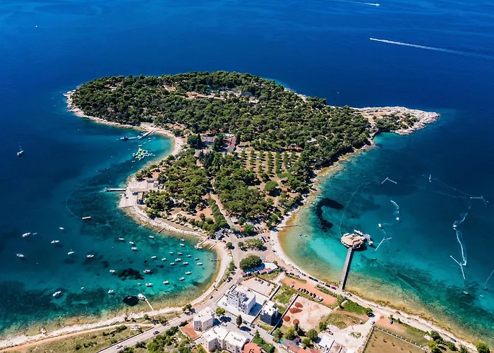 Nyaraló Ferienvilla Mit Pool In By Interhome *